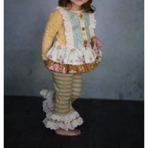 Giggle moon outfit 4T